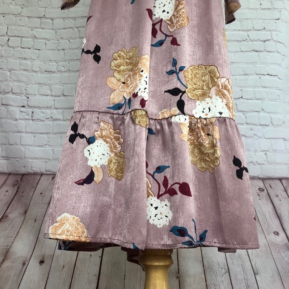 Mauve Floral Dress - Picture 6 of 8